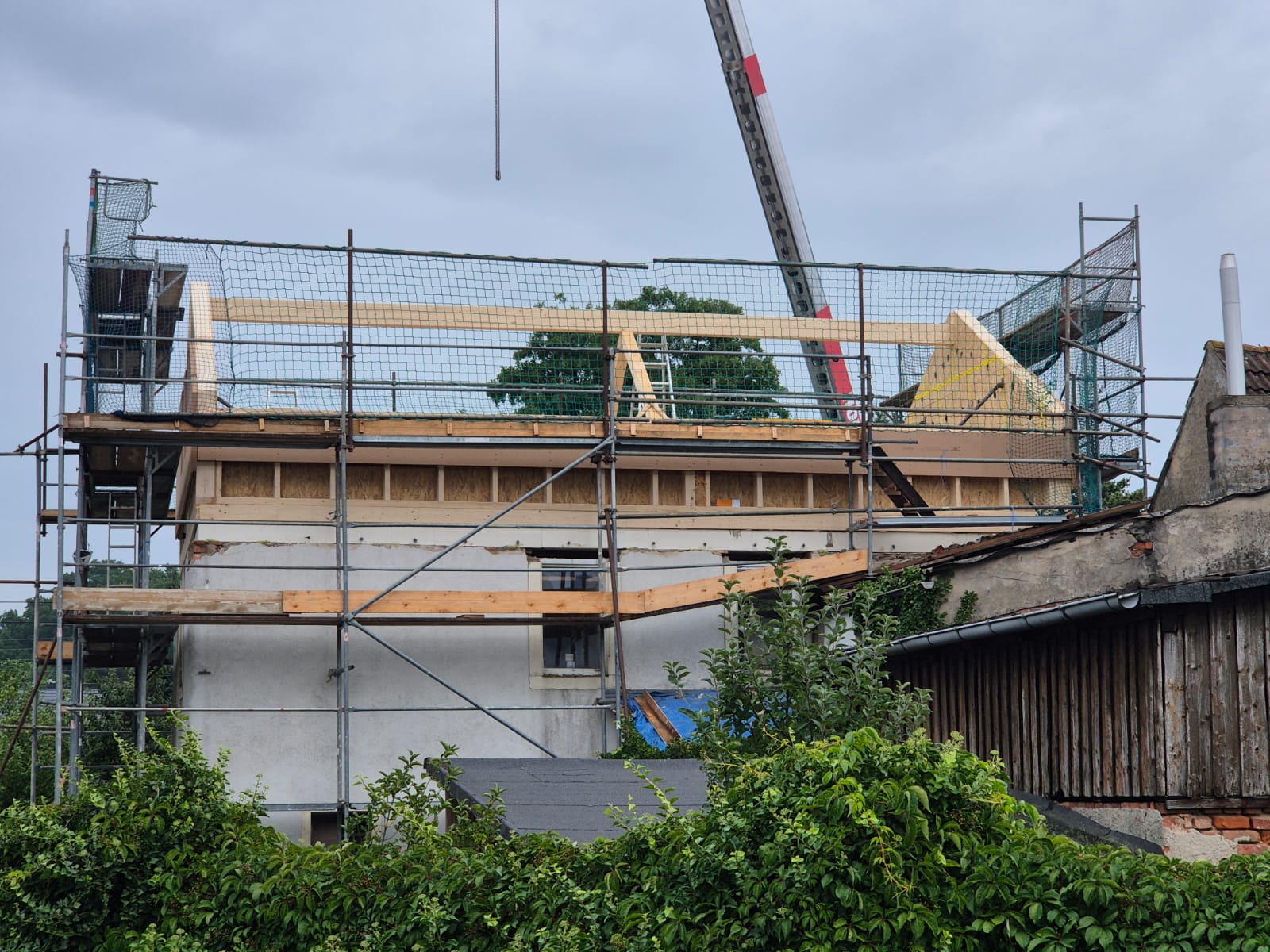 holzbau-rico-sachse-radeburg-referenz-dachdecker-zimmerer-bärnsdorf-1
